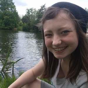 Meet your Posher, Dani